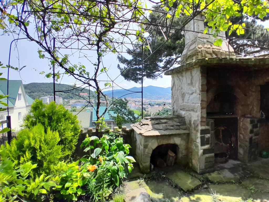 Коттедж Первый этаж в частном доме — аренда посуточно в Туапсе