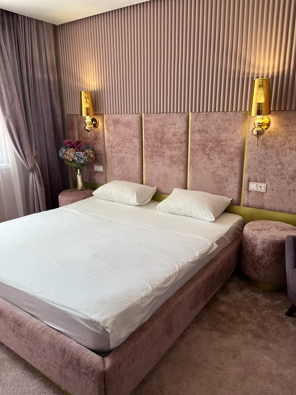 К вашему вниманию классные современные апартаменты с бассейном в доли