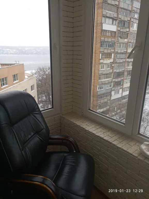 Студия в центре с видом на остров Хортица и реку Днепр