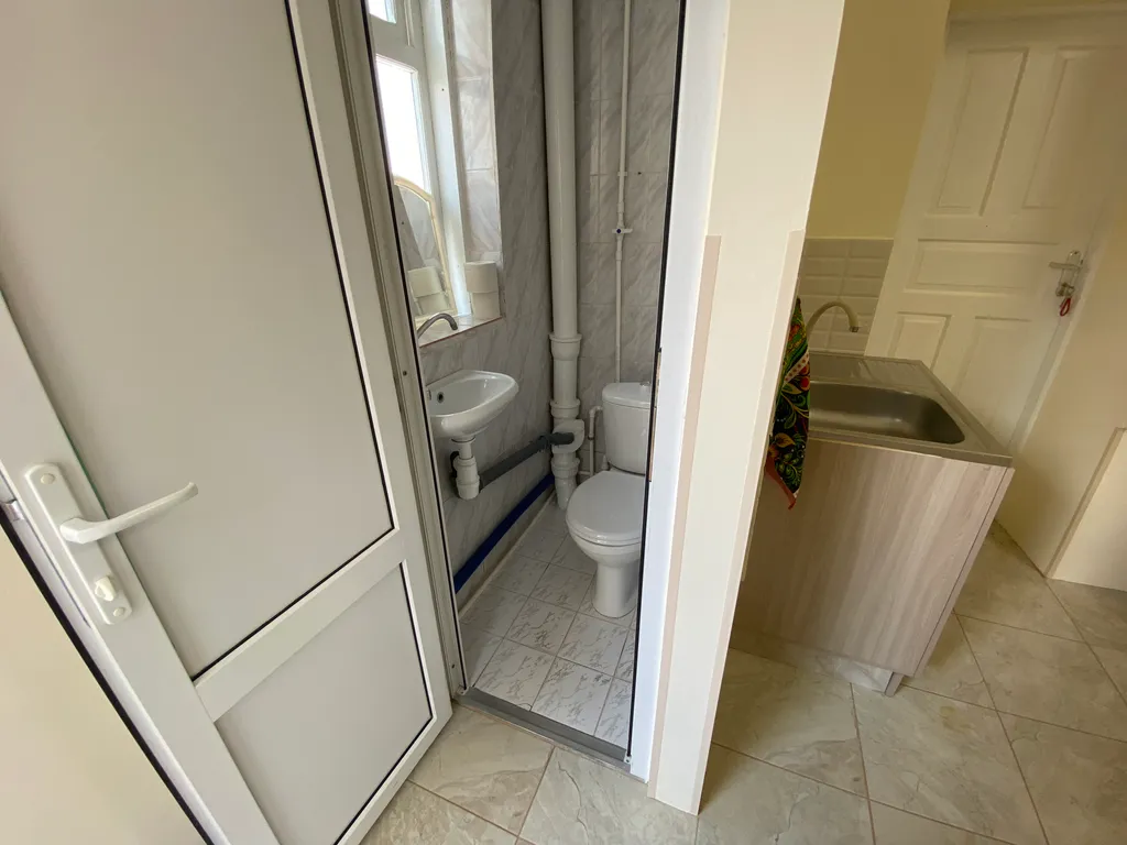 Чистый уютный эконом в 3 минутах пешком до пляжа