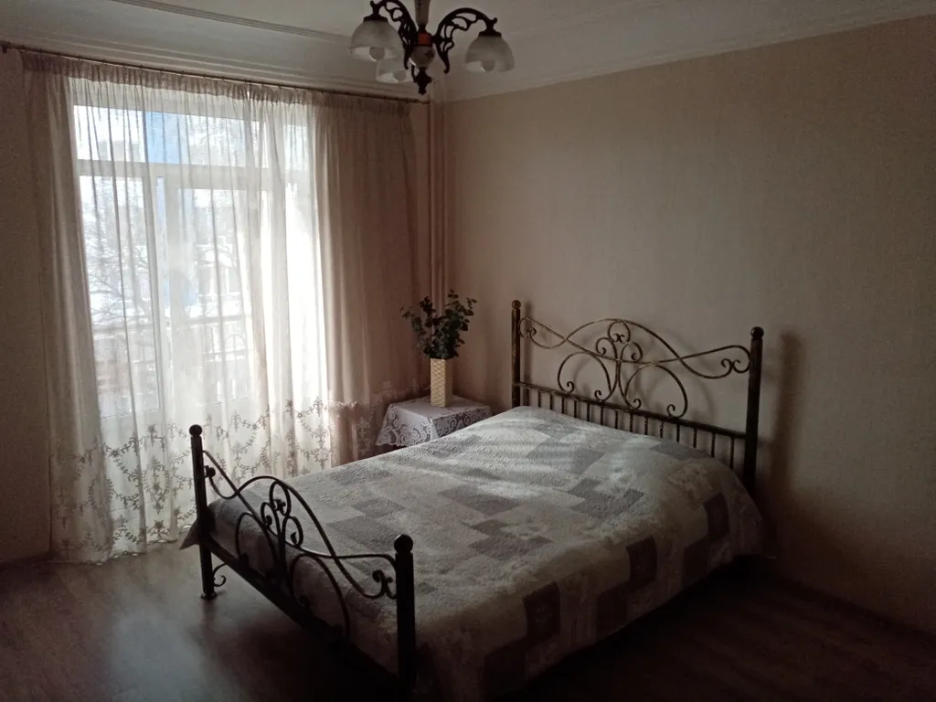 Квартира Квартира в 3 минутах от вокзала и Клиники Миротворцева — Саратов