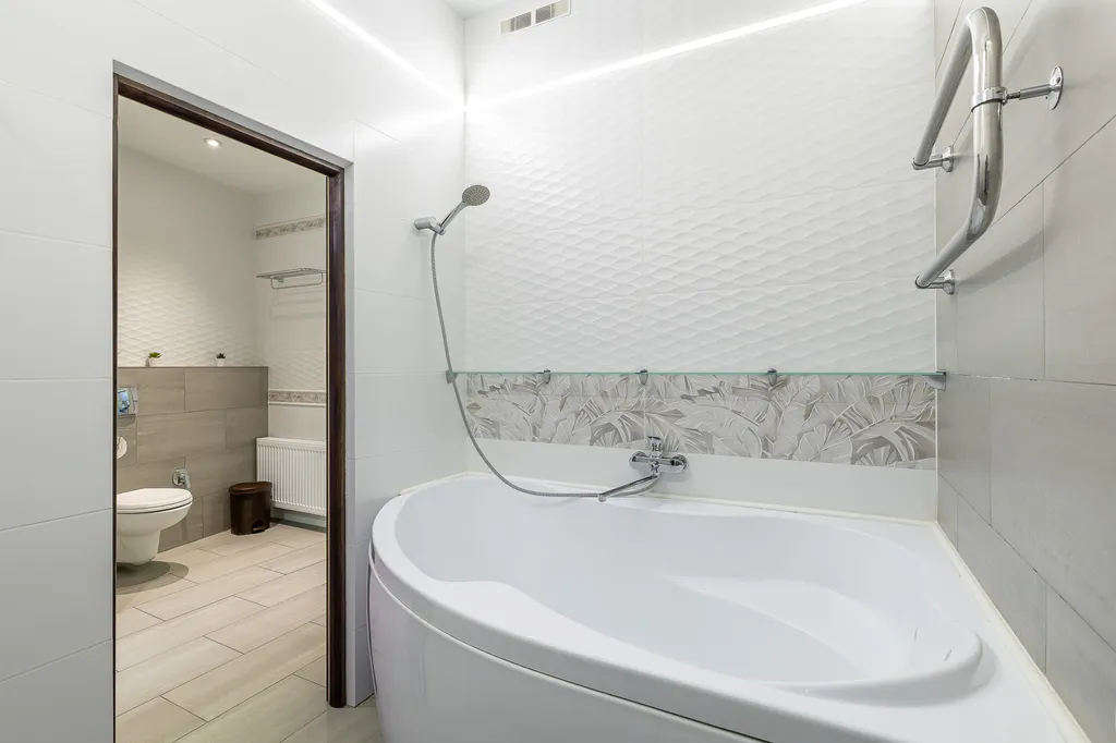 Апартамент с 2 спальнями и с 2 балконами