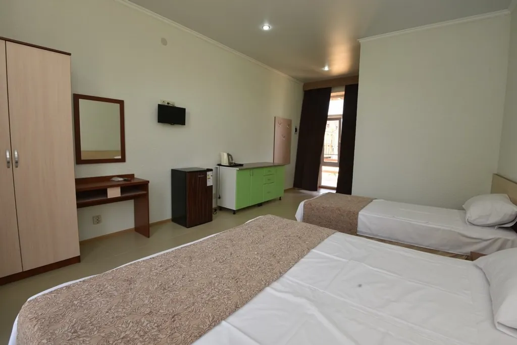 Уютная комната с видом на море