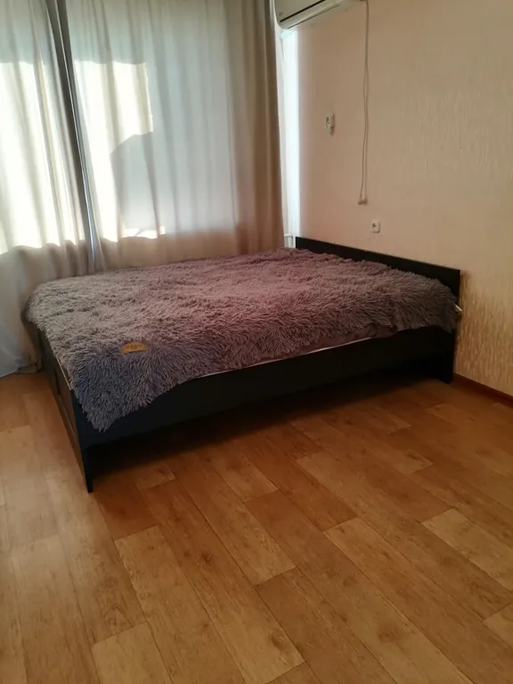 2-комнатная квартира с 3мя 2х спальными и диваном