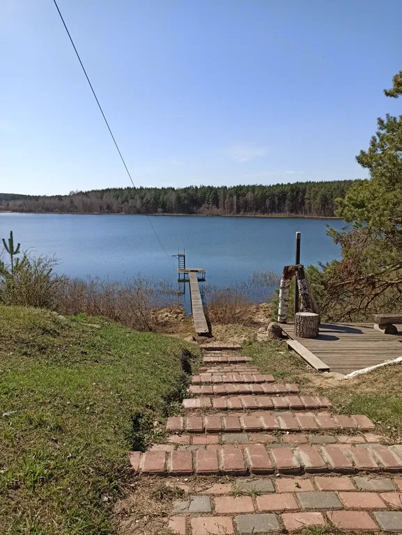 Шале на берегу озера Лесицкое