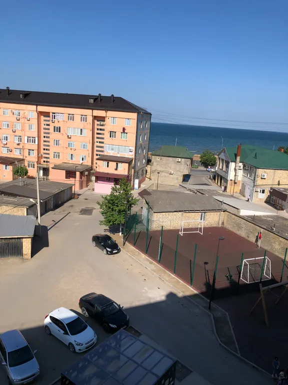 Квартира Квартира с видом на море, два шага от набережной и пляжа — Дербент