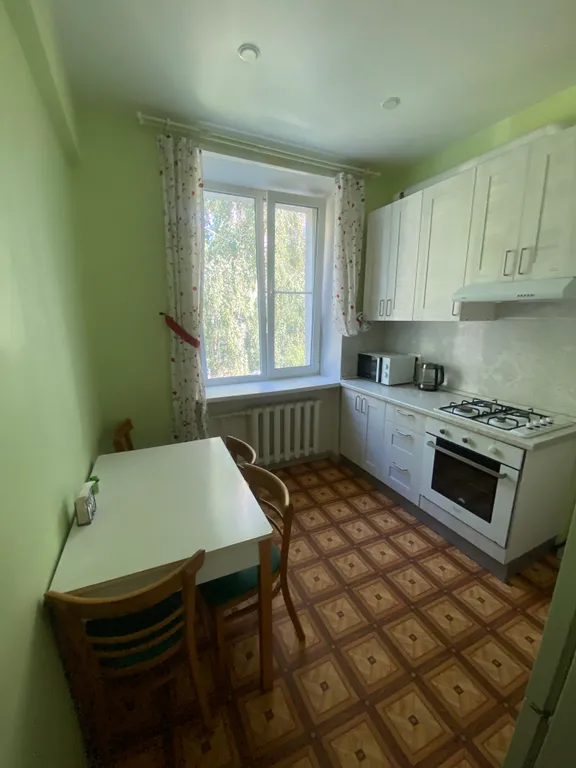 4-комнатная Квартира