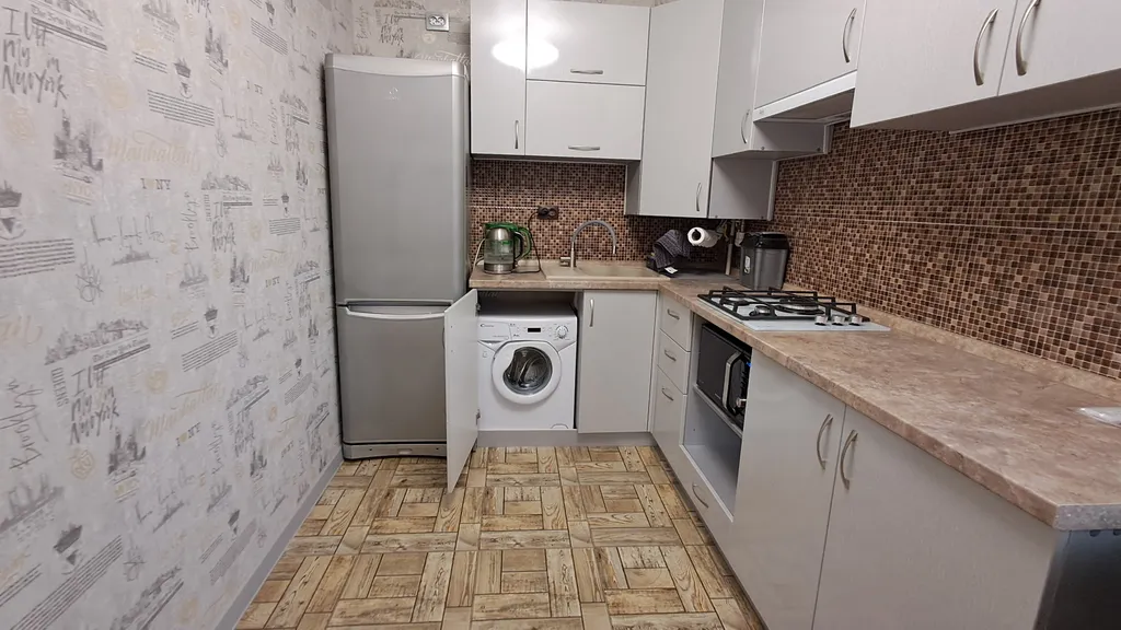 2-х этажный дом в центре города