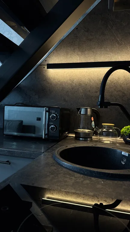 Квартира Квартира Дизайнерская студия со вторым этажом — Шушары