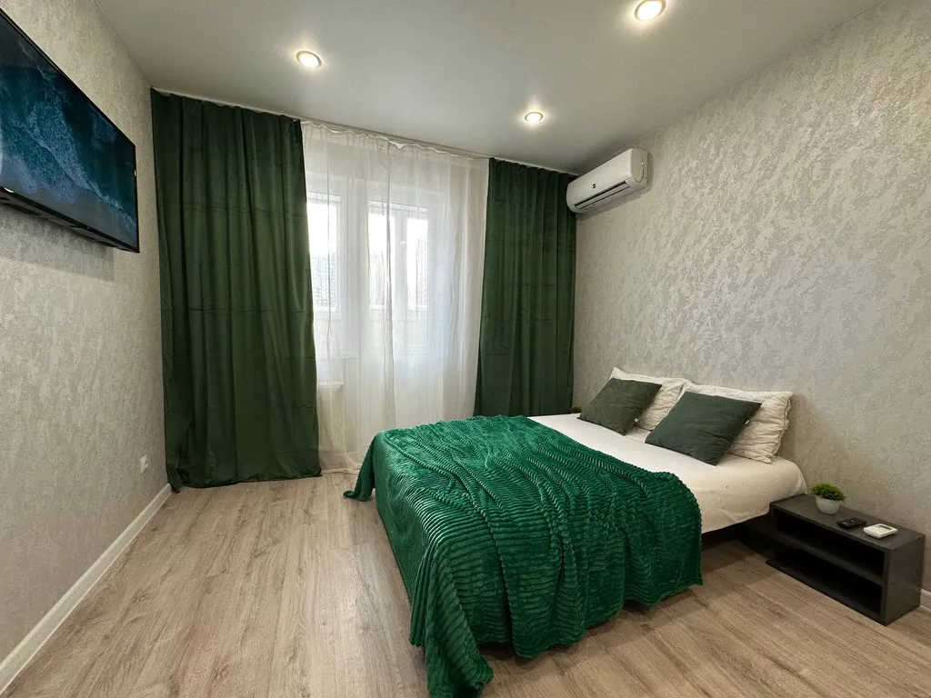 Апартаменты студия ЛайкХоум на Автомобилистов 13 у Города Еды