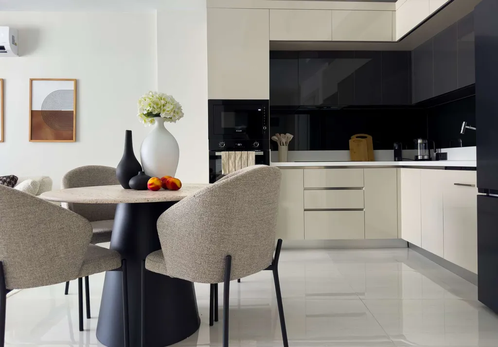 Azura World E с премиум инфраструктурой