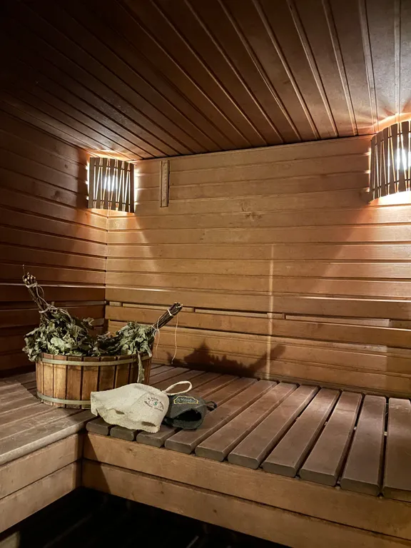 Дом с горячей купелью и баней в стиле Loft в центре Гродно