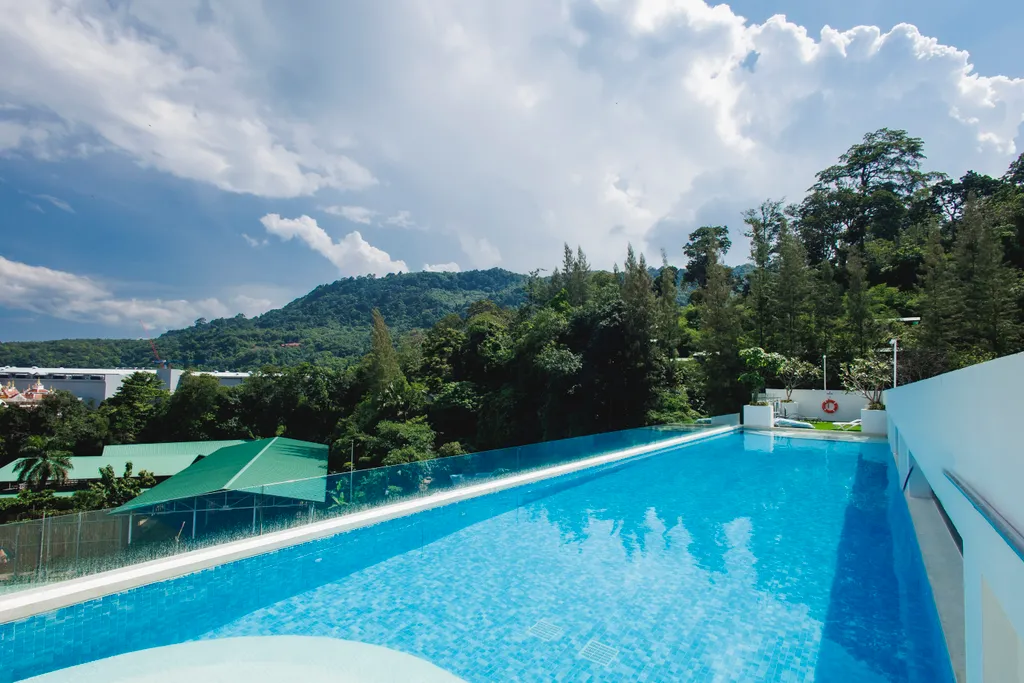 Квартира дизайнерская двухкомнатная рядом с Камалой