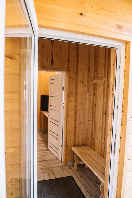 Дом с баней на берегу залива реки Чусовая База Отдыха