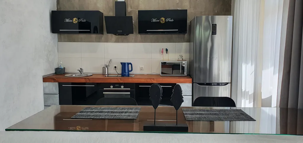 Дизайнерские апартаменты-лофт Радуга