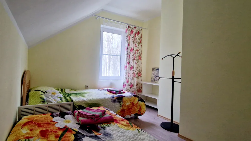 Заповедное место с видом на лес в 100 метрах от яхт-клуба и берега Волги