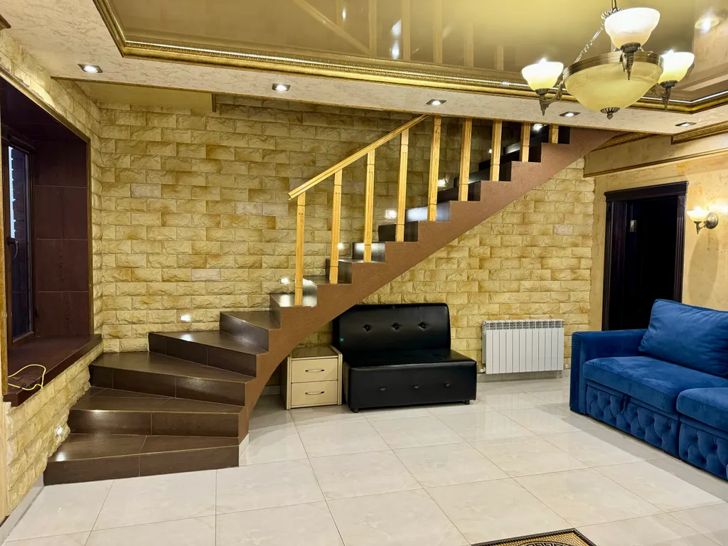 Двухуровневый пентхаус с панорамой на горы