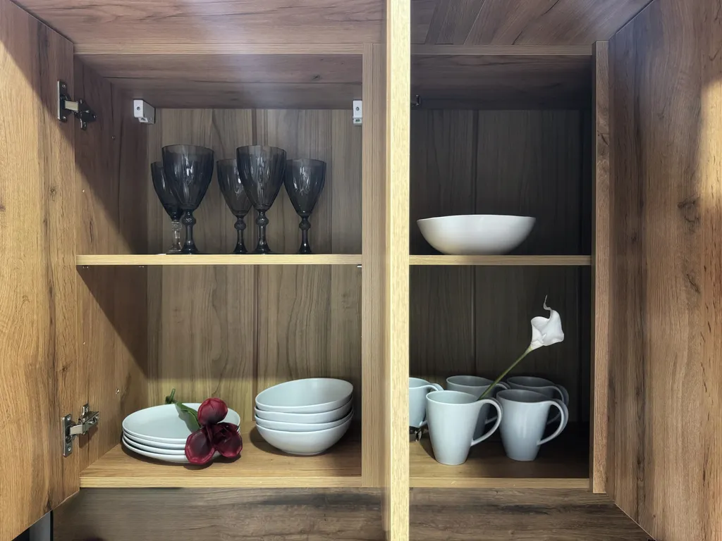 Квартира Квартира Просторная евродвушка с двумя Smart-TV в Прованс — Новосибирск