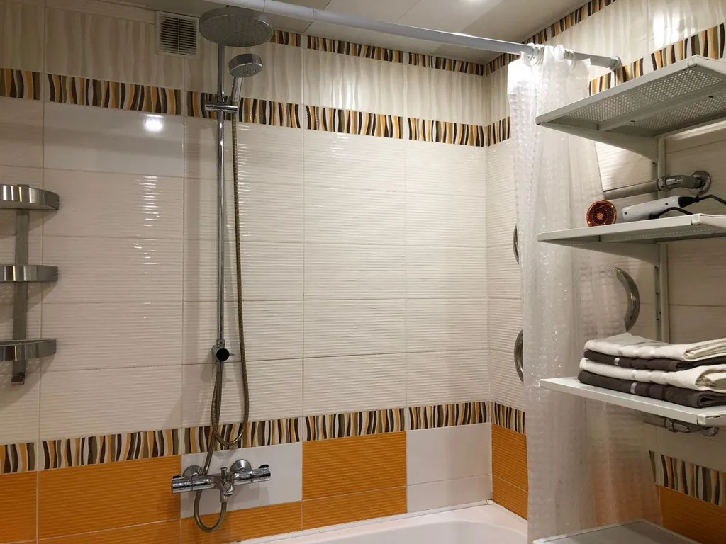 Видовая двухкомнатная квартира в 300 метрах от пляжа