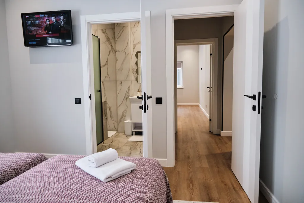 Новый современный дом для большой семьи или доброй компании