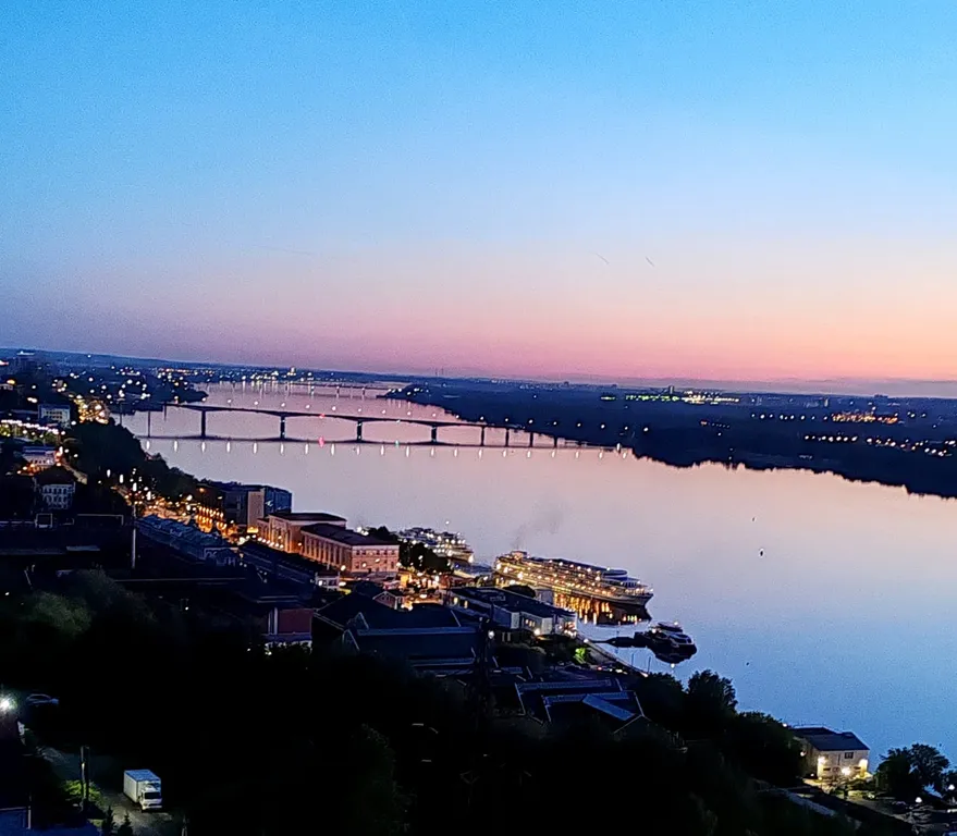 Уютная квартира на высоком этаже с прекрасным видом на реку Кама