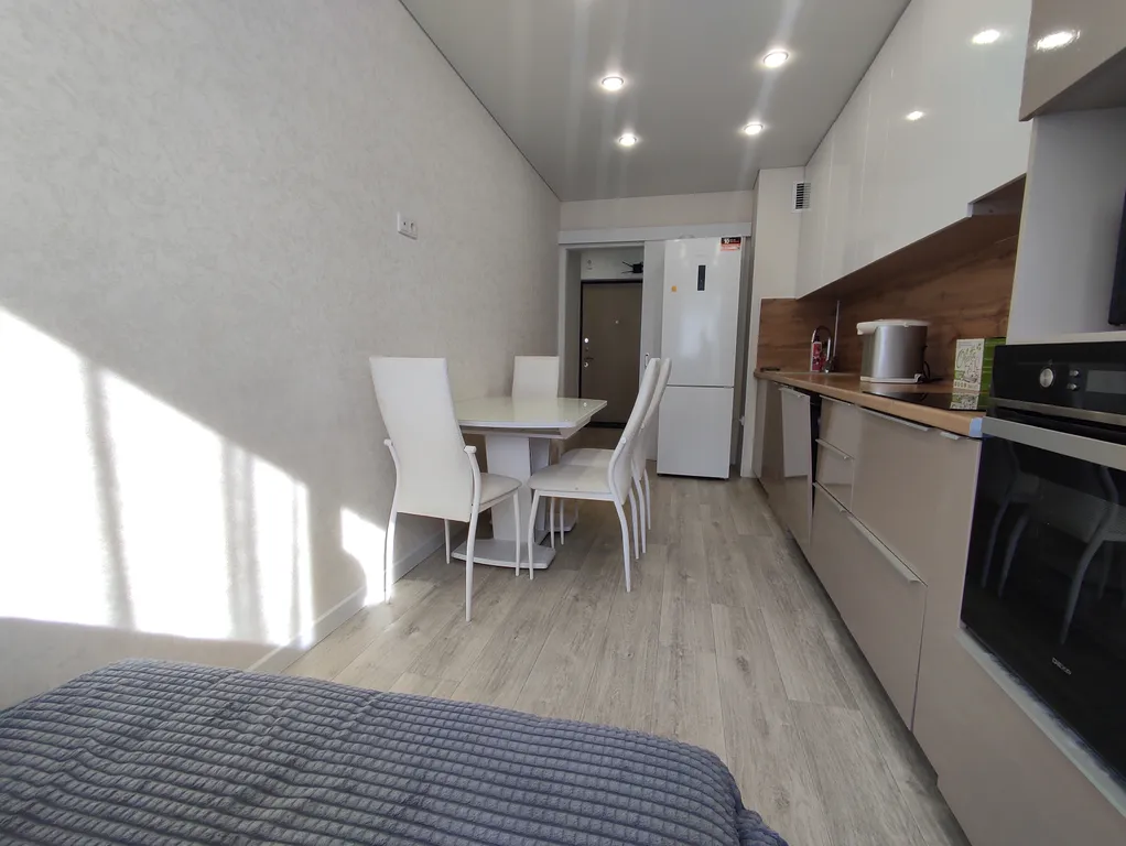 Квартира в новом доме рядом с РКБ и Казань Экспо, аэропорт с парковкой