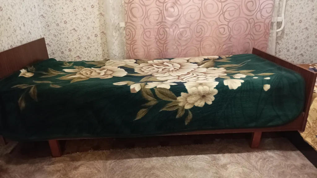 Квартира Тихая двухкомнатная квартира на 1 этаже — Лабинск