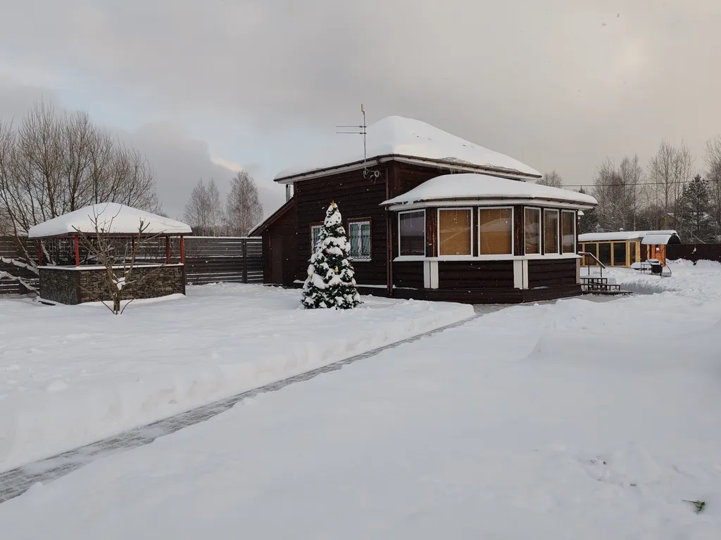 Дом на реке Волга