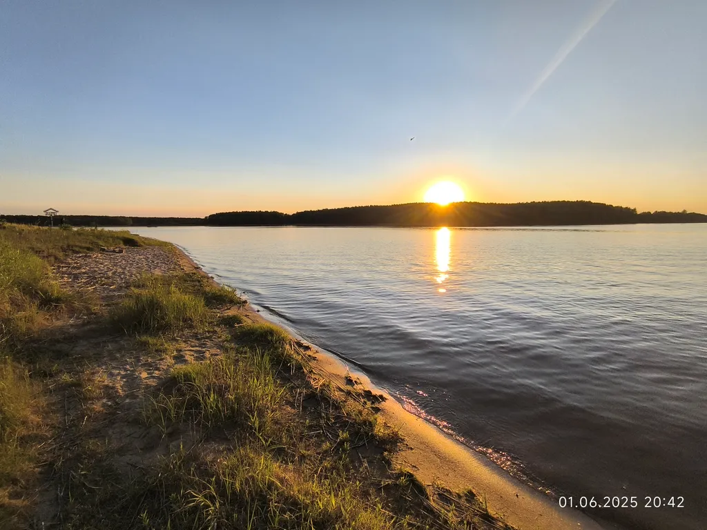 Дом на берегу с видом на Селигер