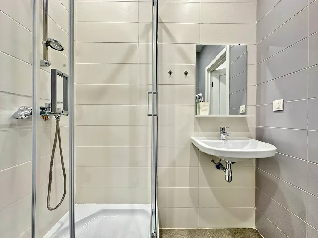 Студия, Остафьево, Бунинская Аллея, Силикатная не берем плату за уборк