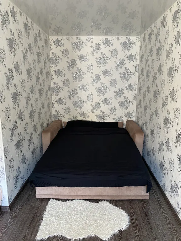 Уютная квартира в спальном районе с видом на озеро