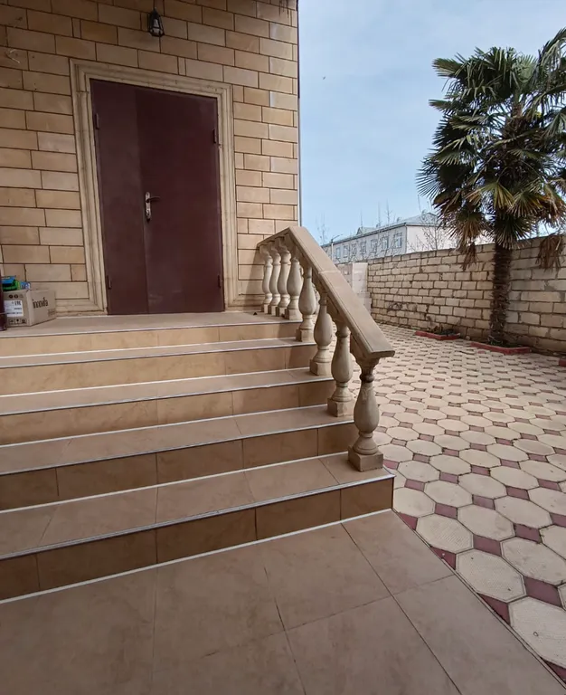 Уютный дом в тихом районе у моря