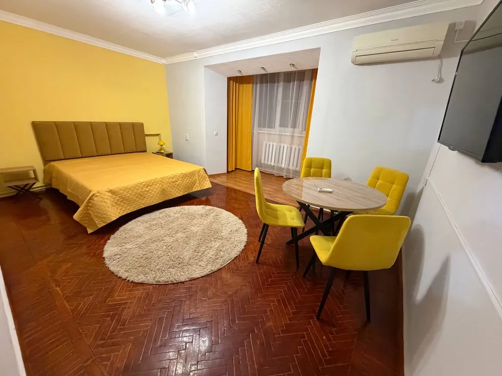 2-комнатная квартира в центре