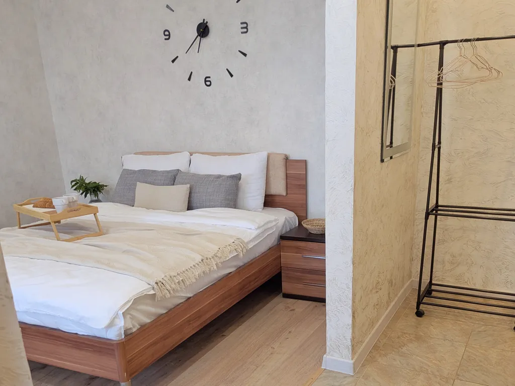 Светлая квартира в центре, рядом с фонтаном