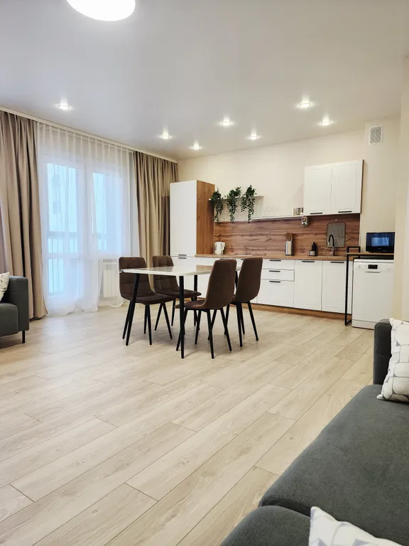 Просторная семейная квартира рядом с аэропортом