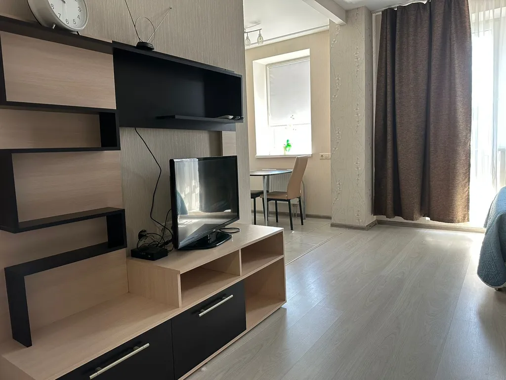 Квартира Квартира с большой лоджией в новом доме — Волгоград