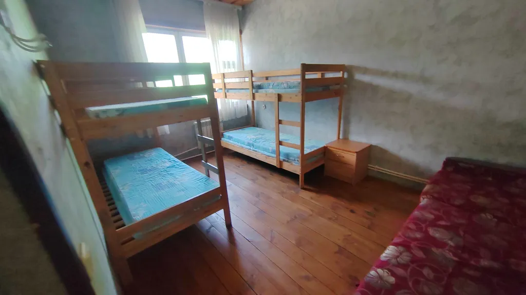 Коттедж возле горячих источников до 25 человек