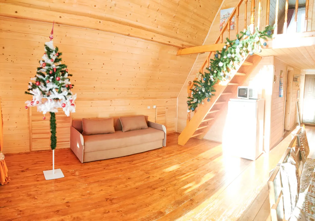 Коттедж Уютный дом на берегу пруда — Семеновское