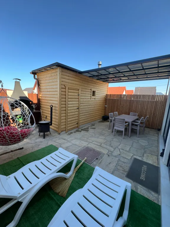 Коттедж на берегу Каспийского моря с парилкой во дворе