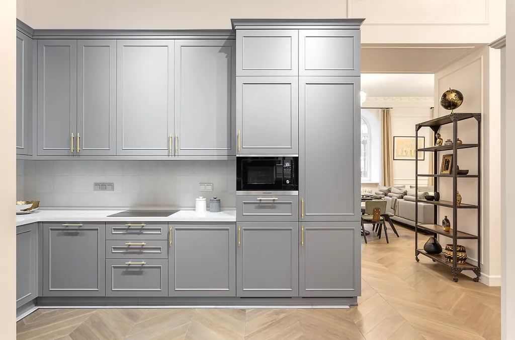 Дизайнеpские апартаменты с балконом