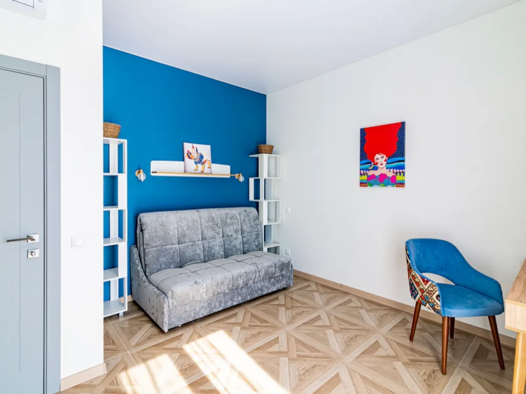 Новый дом с бассейном, сауной и панорамным видом на горы