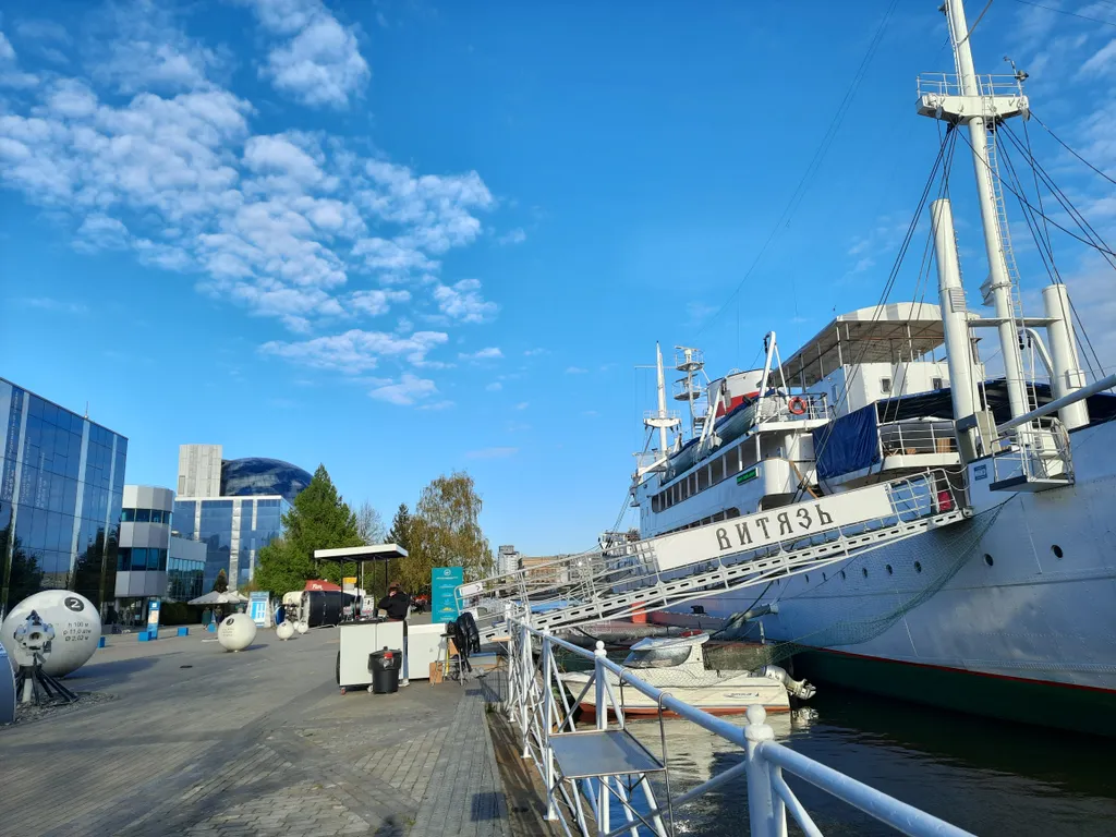 Квартира в новом доме - центр Ленинградского района