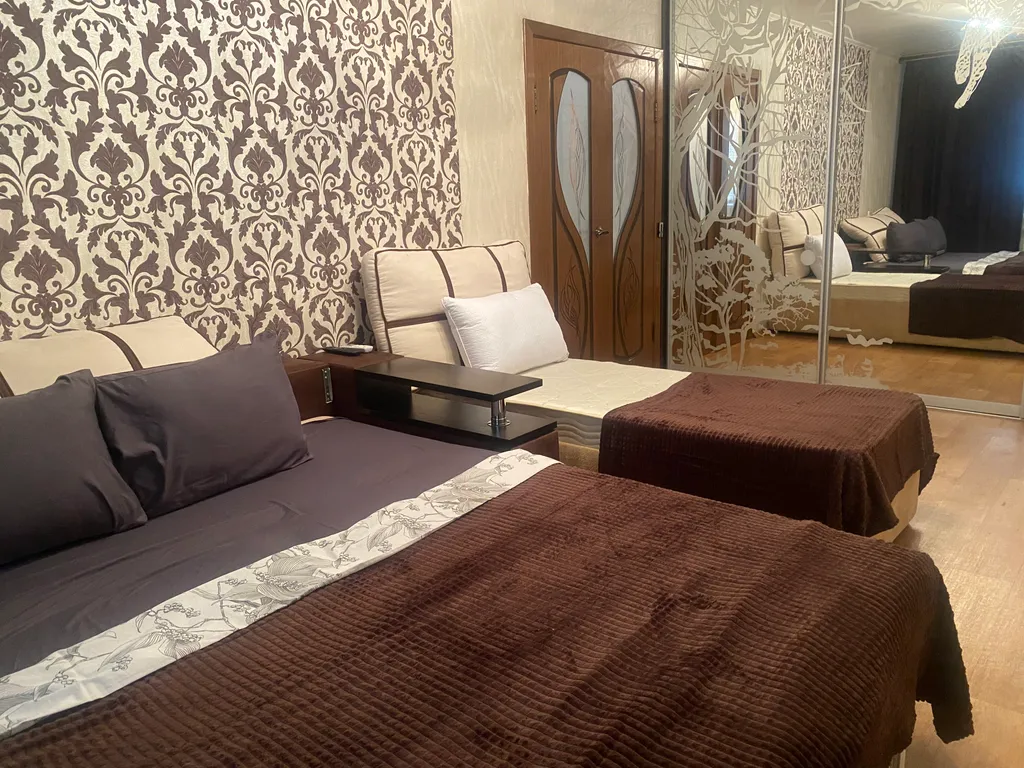 Двухкомнатная квартира в центре на Неделина — аренда посуточно в Липецк