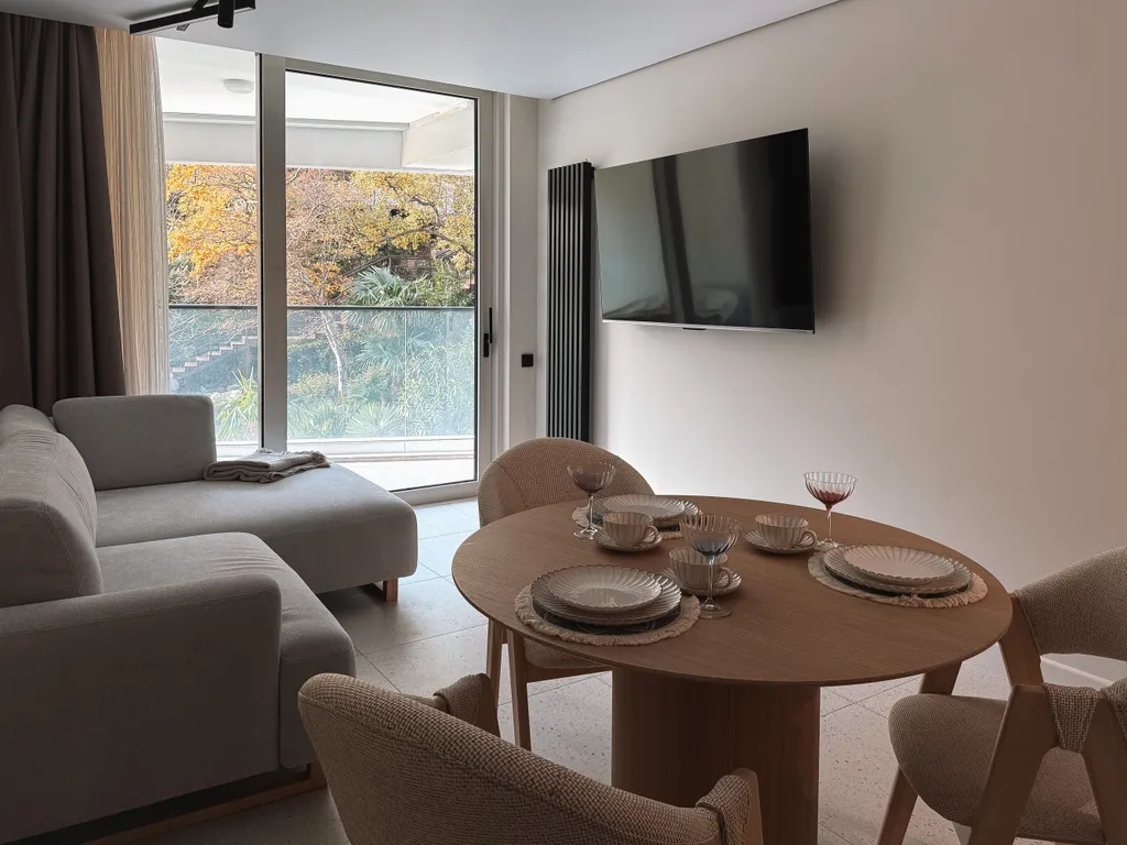 Современные апартаменты в шаговой доступности от моря