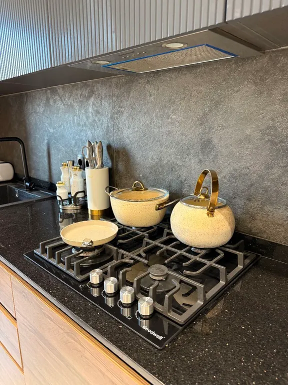 Kazakhstan resident's 171 by Royal rentals