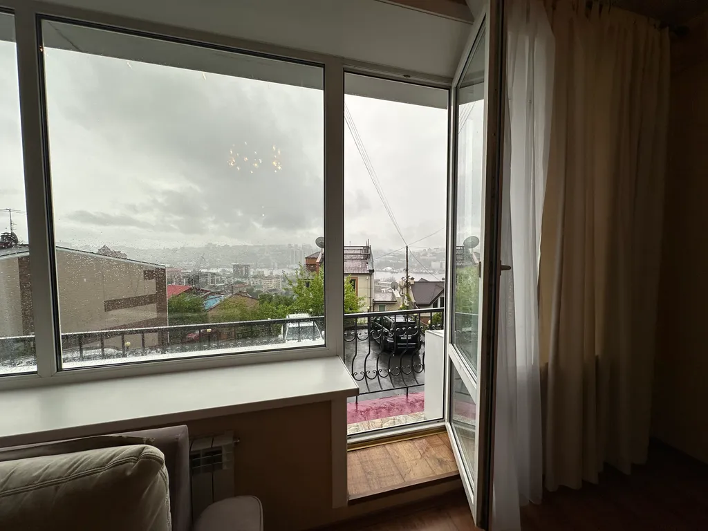 Таунхаус с роскошным видом на бухту Золотой Рог