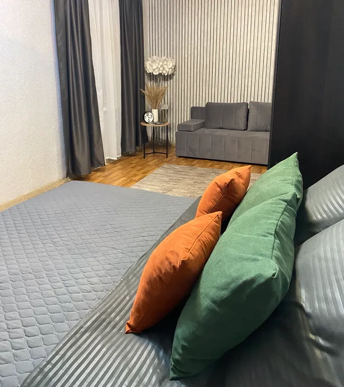 Однокомнатная квартира в тихом районе с развитой инфраструктурой