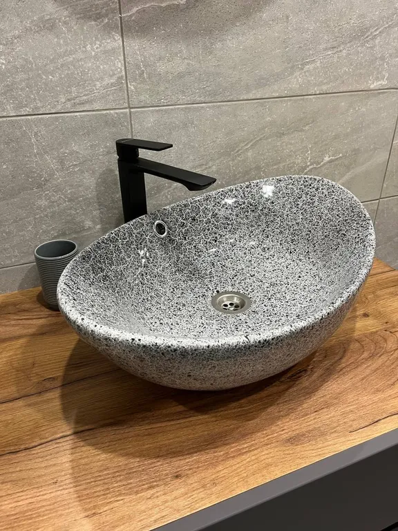 Стильная дизайнерская квартира в самом центре с видом на город