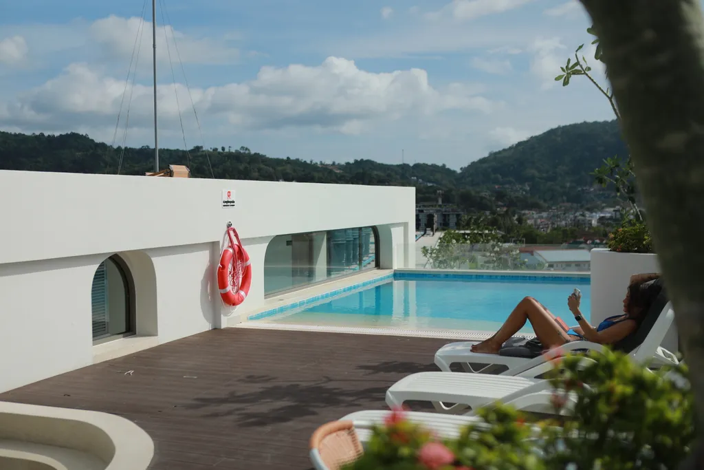 Уютная квартира у моря с бассейном, рядом пляж Камала