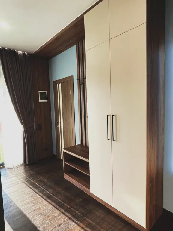 Дом с бассейном